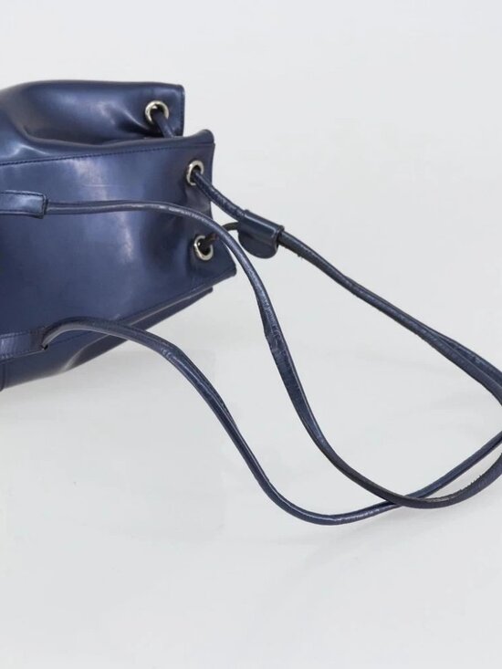 Salvatore Ferragamo Vala Backpack Patent leather Navy Silver Auth 175785 main image 5